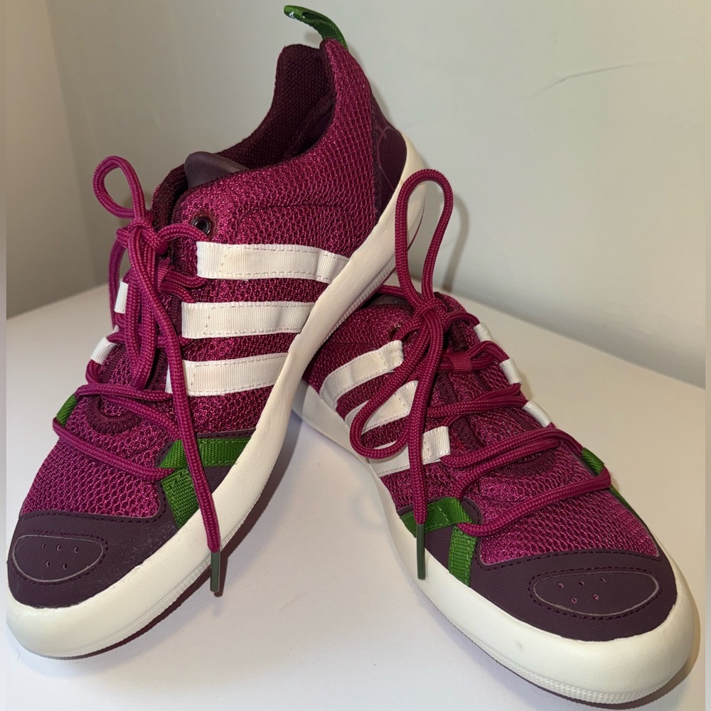NWOT ADIDAS WOMENS 8/ MENS 7 LACE UP WATER GRIP SHOES PINK, PURPLE, GREEN, WHITE